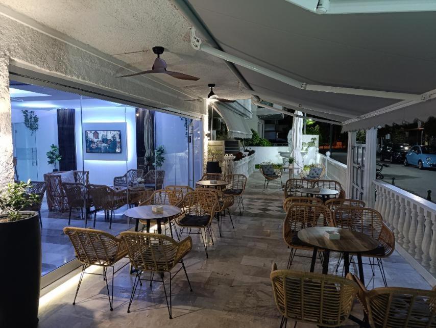 Hotel Kostas Olympiaki Akti Exterior photo
