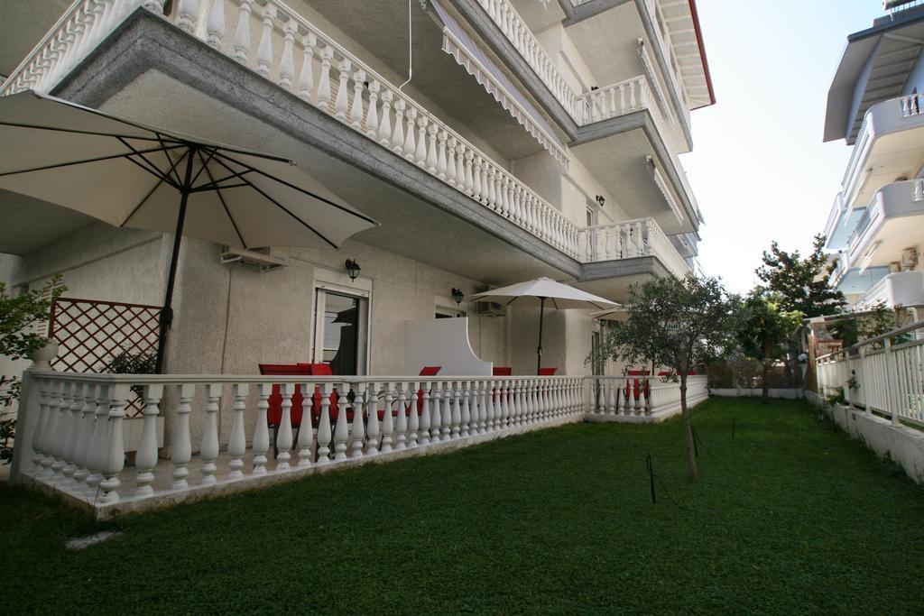 Hotel Kostas Olympiaki Akti Exterior photo